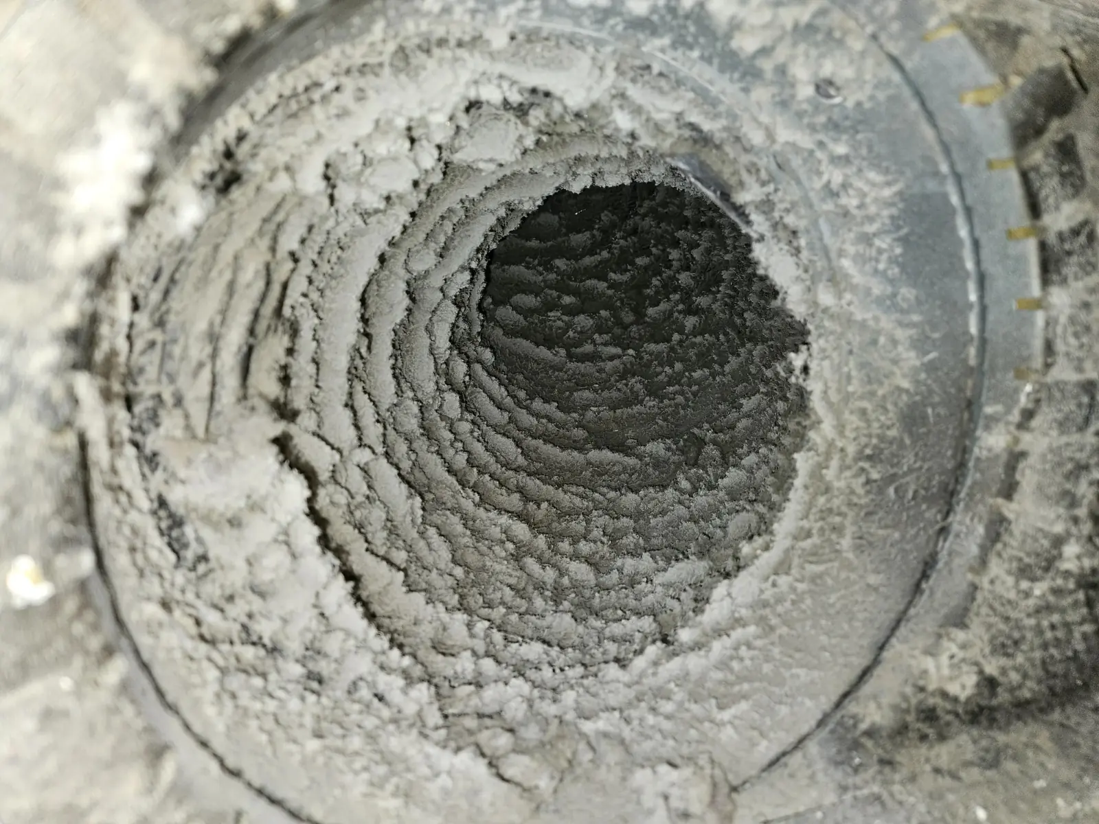 Ventilasjonskanal før rens